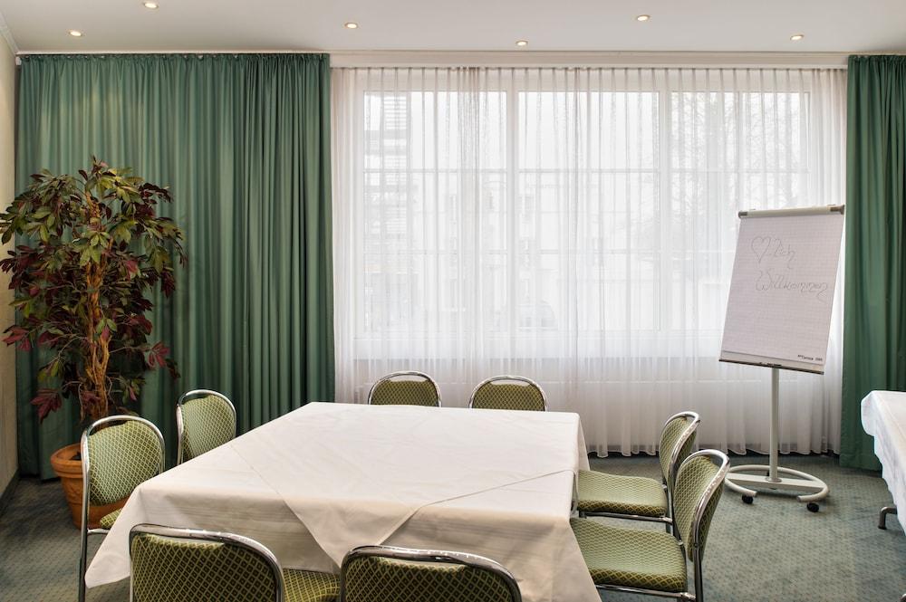 Roomingtons Kaiserhof Landshut Bagian luar foto