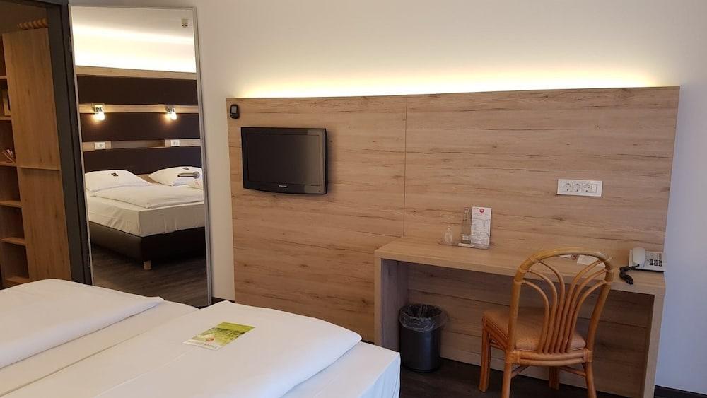 Roomingtons Kaiserhof Landshut Bagian luar foto